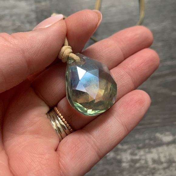 Swarovski Galet Chrysolite Pendant - Picture 5 of 5